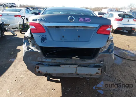 2018 Nissan Sentra S z USA, uszkodzony, nr VIN 3N1AB7AP0JY208604